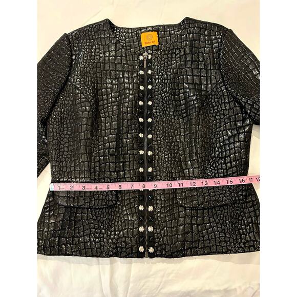 Black faux reptile embossed shimmer zip jacket studs rhinestones metallic thread - Picture 5 of 9